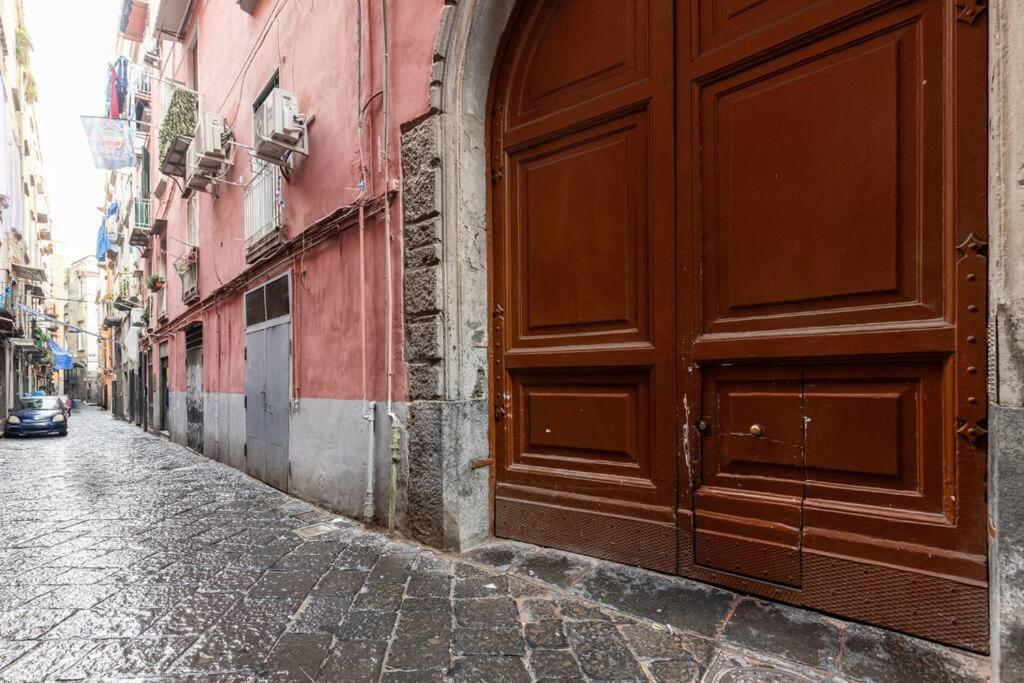 Art Inn Centro Naples Exterior photo